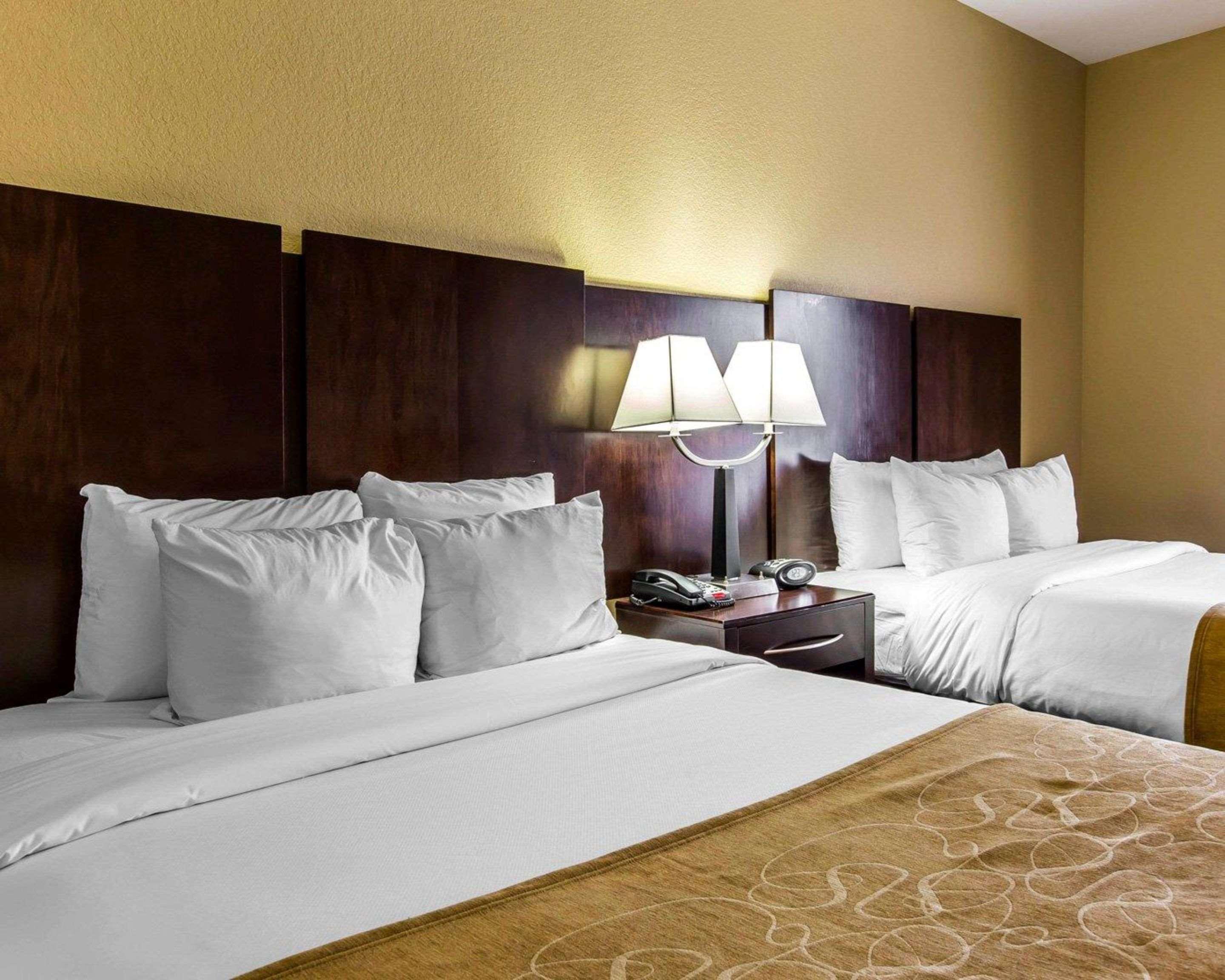 คอมฟอร์ต สวีท Hotel เวย์ครอส ภายนอก รูปภาพ
